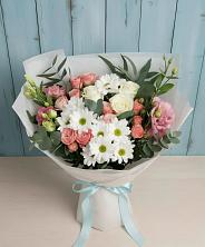 Букет цветов из:  Розы, Лизиантусы и Хризантемы в Дивногорске