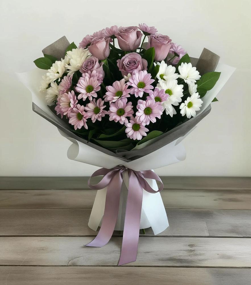 Букет цветов из: Хризантемы и Розы в Дивногорске