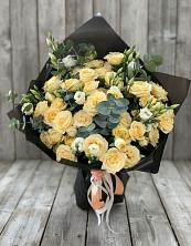 Букет цветов из:  Розы и Лизиантусы в Дивногорске