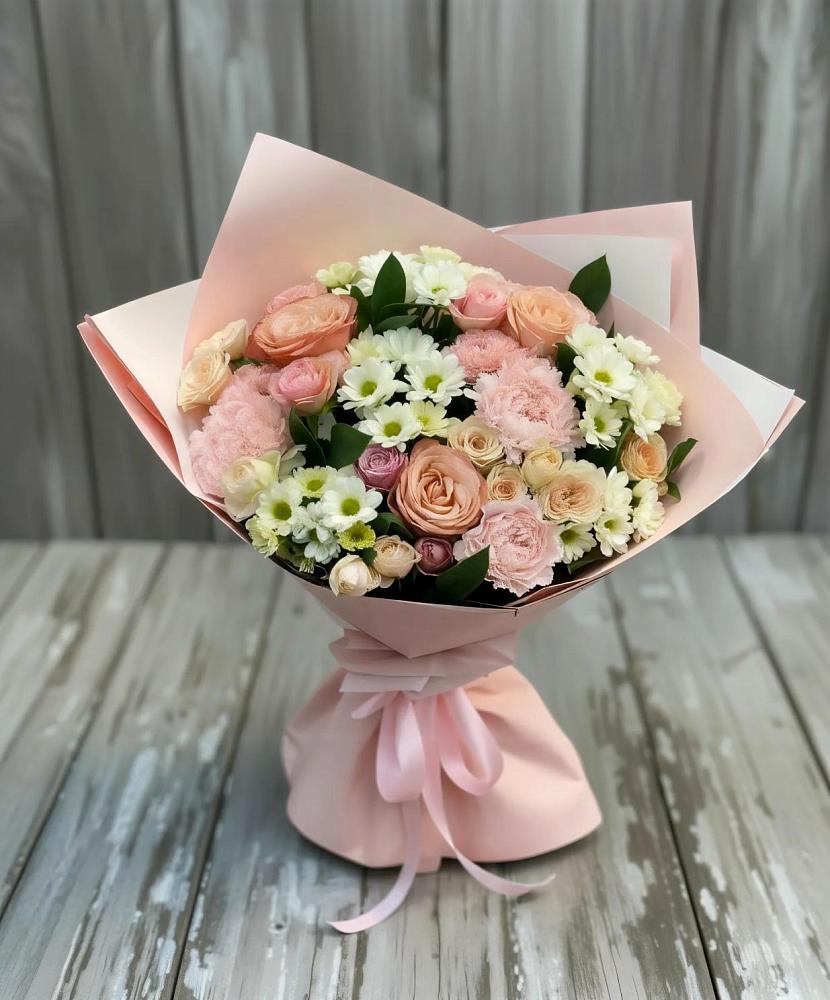 Букет цветов из: Гвоздики, Розы и Хризантемы в Дивногорске