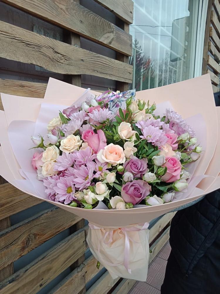 Букет цветов из: Розы и Хризантемы в Дивногорске