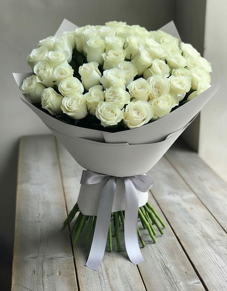Букет 35 Белых роз в Дивногорске