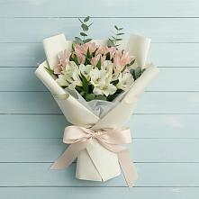 Букет цветов из:  Альстромерии в Дивногорске