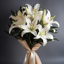 Букет цветов из:  Лилии в Дивногорске