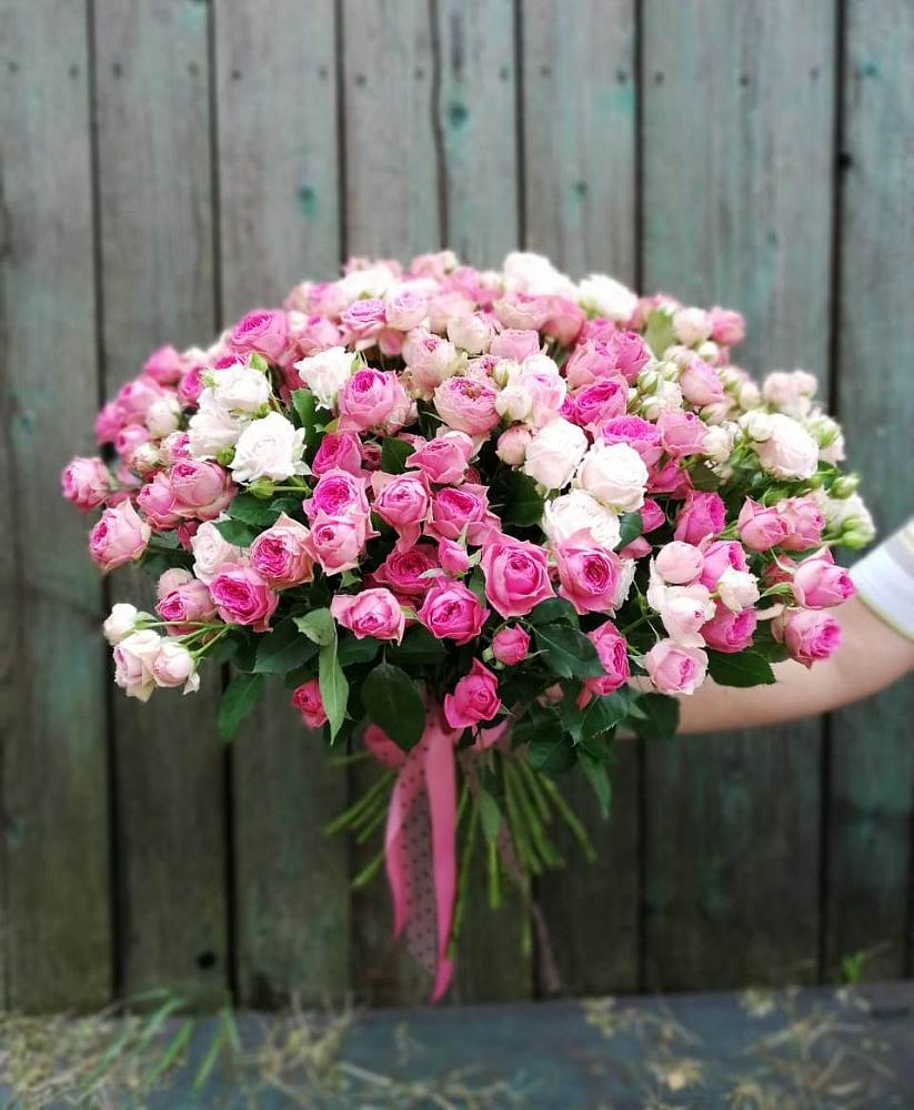 Букет Розовые кустовые розы Натали и Лав Лидия в Дивногорске